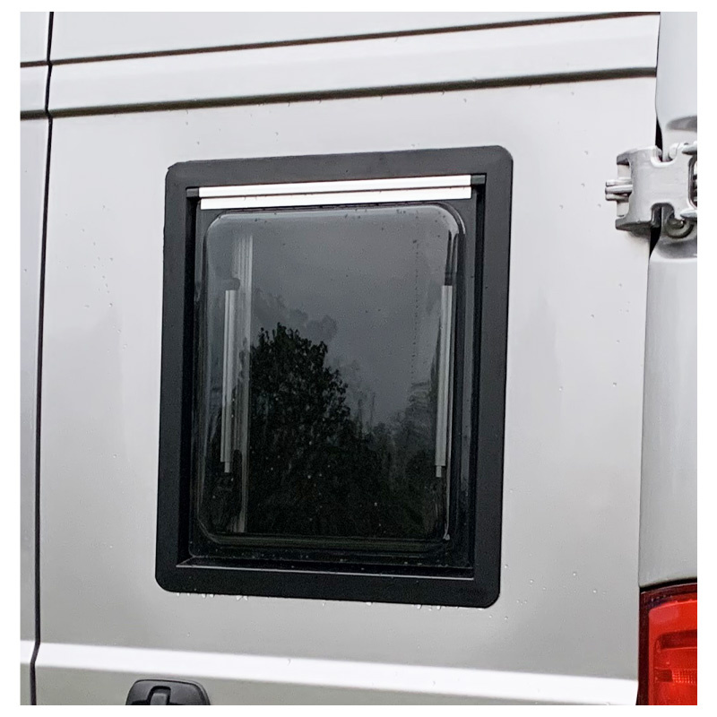 Finestra Laterale per Camper M - Car Accessories recensione e prezzo